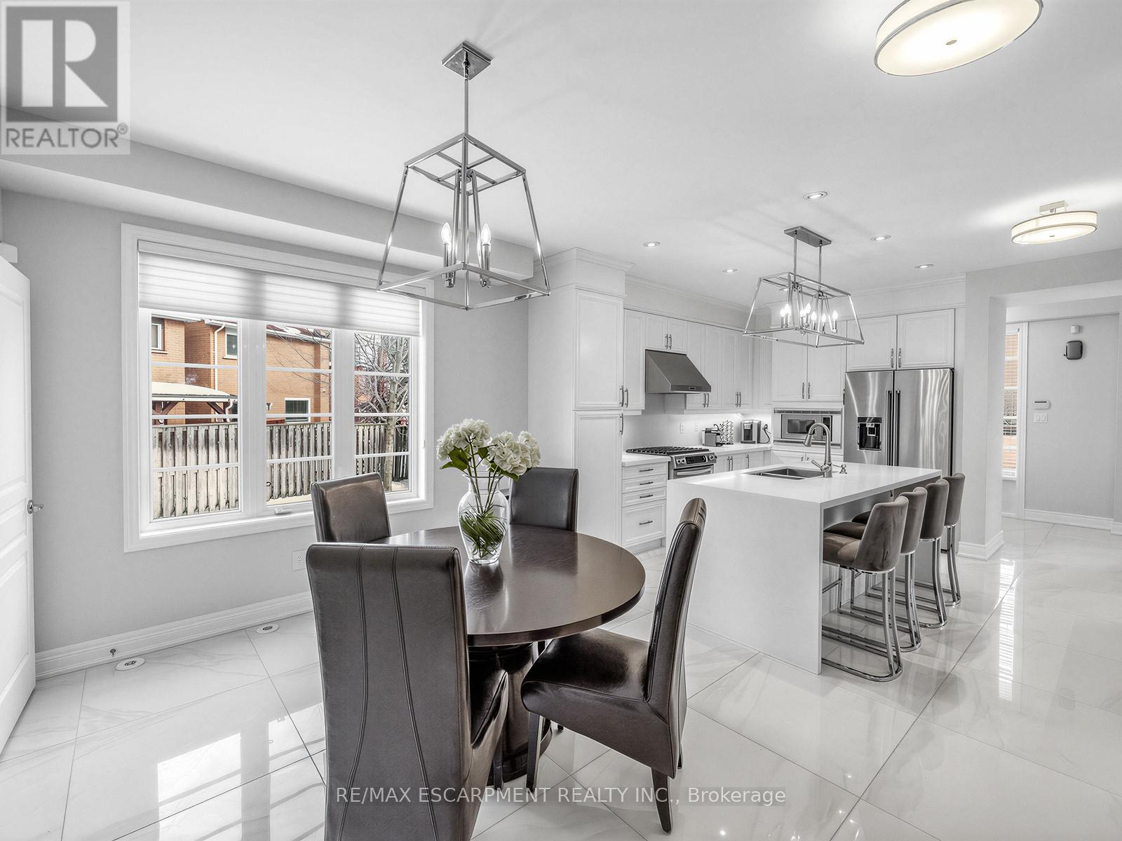 131 Robert Speck Parkway, Mississauga, Ontario  L4Z 0A6 - Photo 16 - W12970526