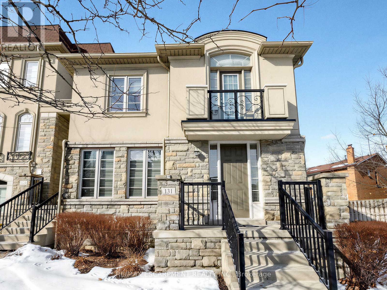 131 Robert Speck Parkway, Mississauga, Ontario  L4Z 0A6 - Photo 5 - W12970526