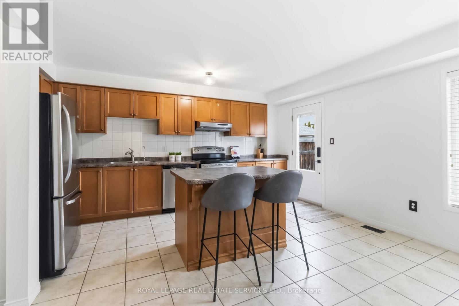 36 - 2189 Postmaster Drive, Oakville, Ontario  L6M 4E5 - Photo 12 - W12970554