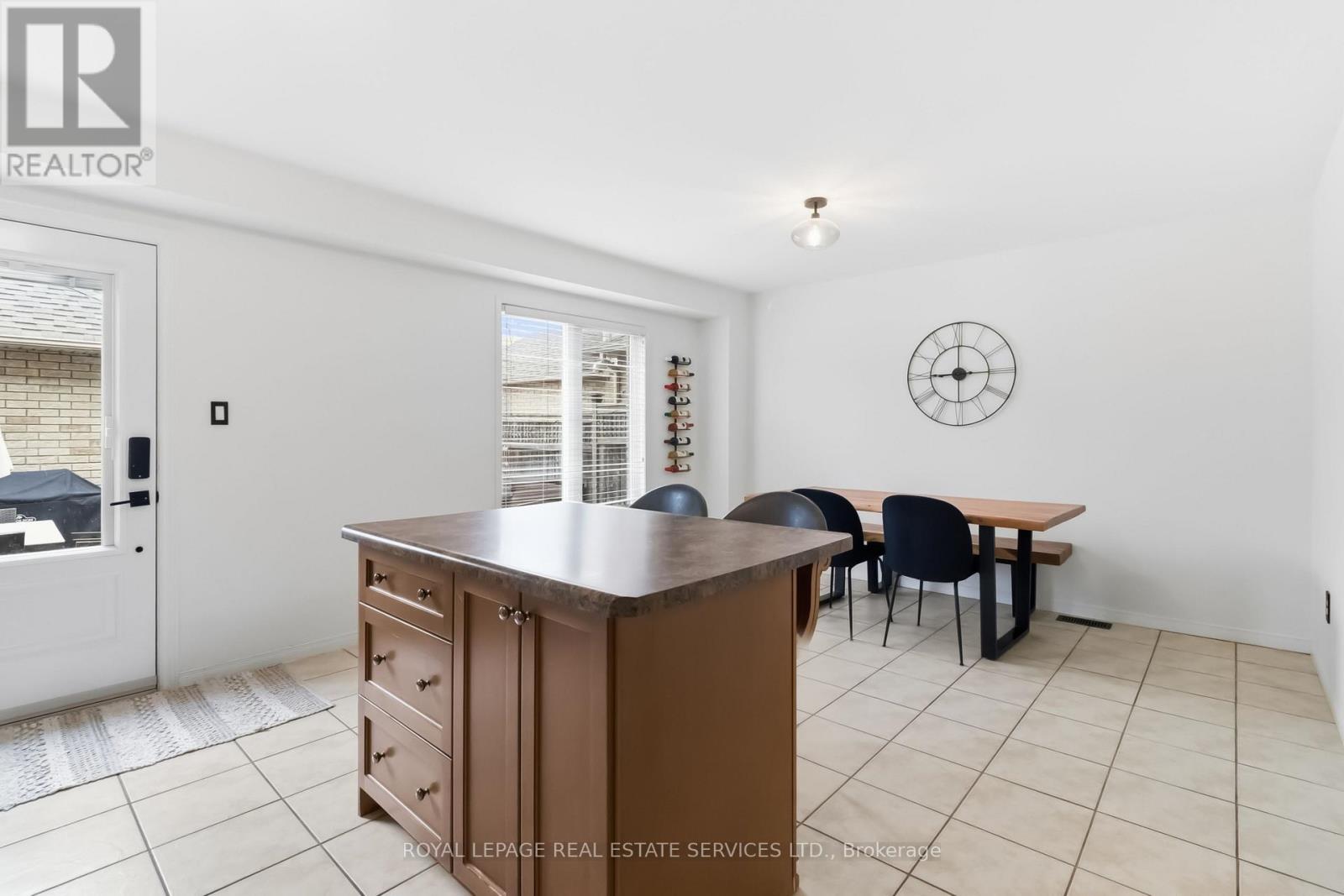 36 - 2189 Postmaster Drive, Oakville, Ontario  L6M 4E5 - Photo 15 - W12970554