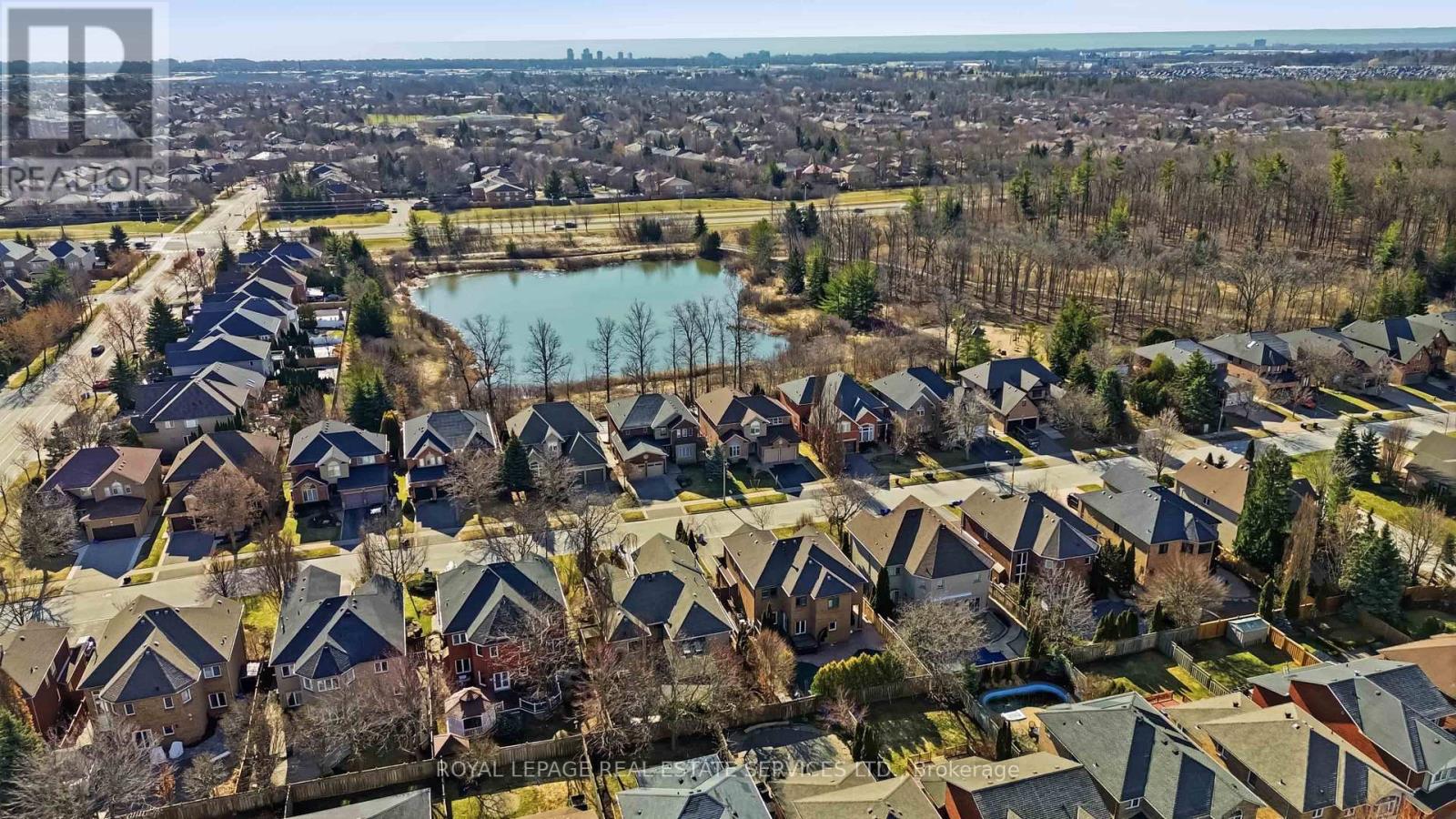 36 - 2189 Postmaster Drive, Oakville, Ontario  L6M 4E5 - Photo 37 - W12970554