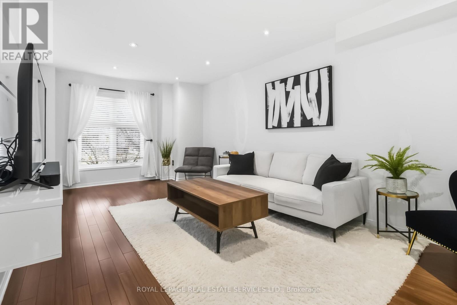 36 - 2189 Postmaster Drive, Oakville, Ontario  L6M 4E5 - Photo 6 - W12970554