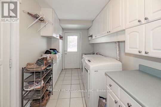 202 Radley Road, Mississauga, Ontario  L5G 2R7 - Photo 18 - W12970592