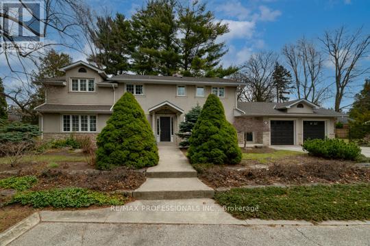 202 Radley Road, Mississauga, Ontario  L5G 2R7 - Photo 2 - W12970592