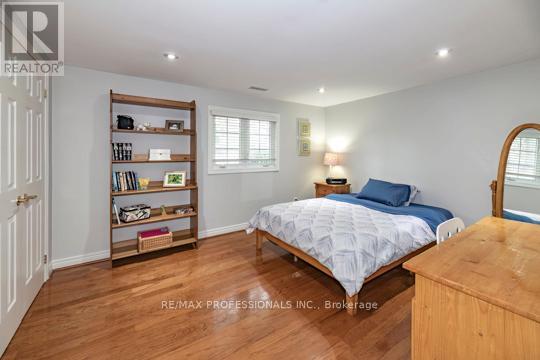 202 Radley Road, Mississauga, Ontario  L5G 2R7 - Photo 26 - W12970592