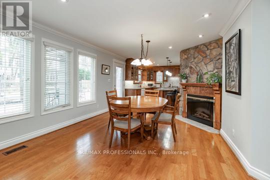 202 Radley Road, Mississauga, Ontario  L5G 2R7 - Photo 8 - W12970592