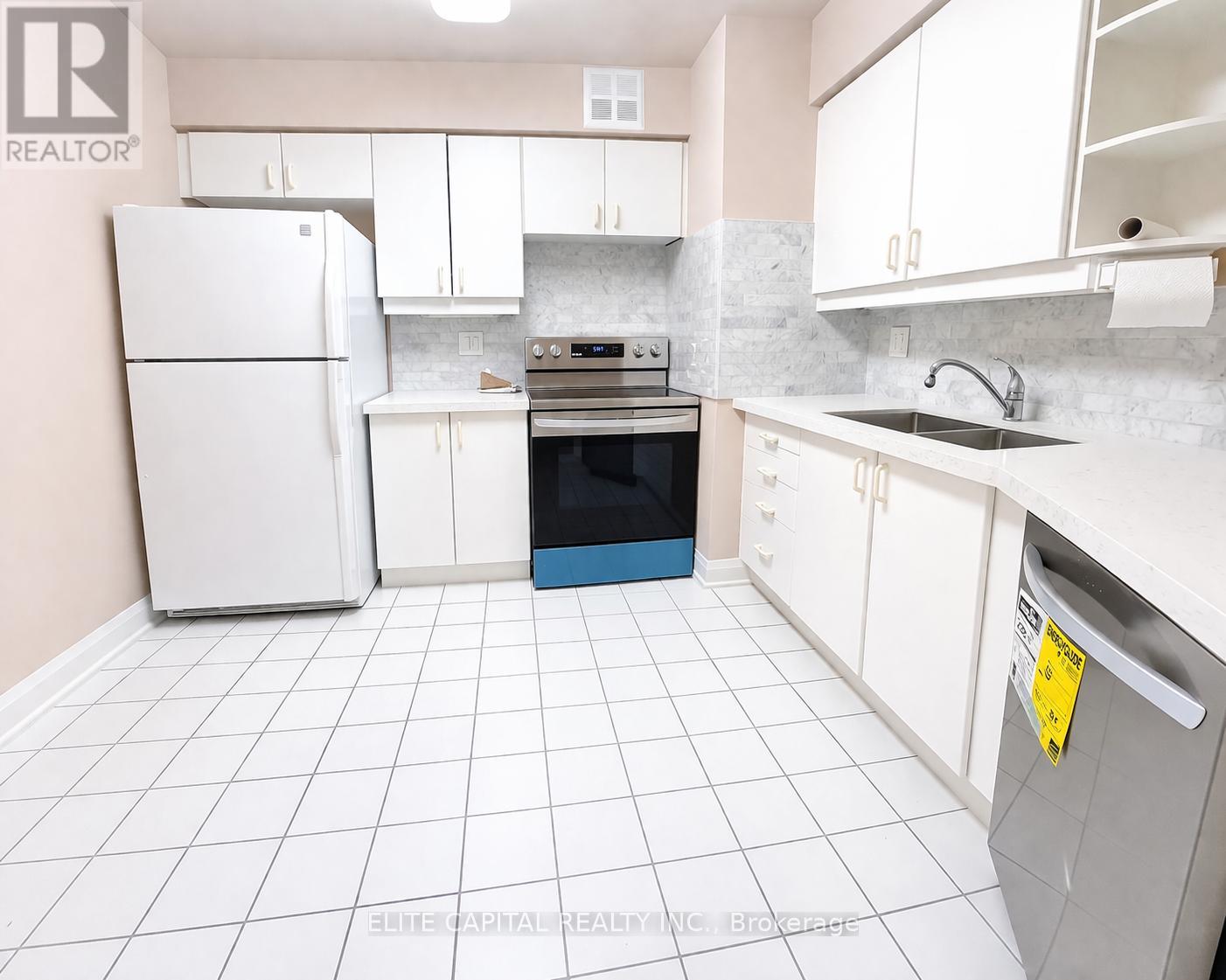 1205 - 3605 Kariya Drive, Mississauga, Ontario  L5B 3J4 - Photo 7 - W12970594