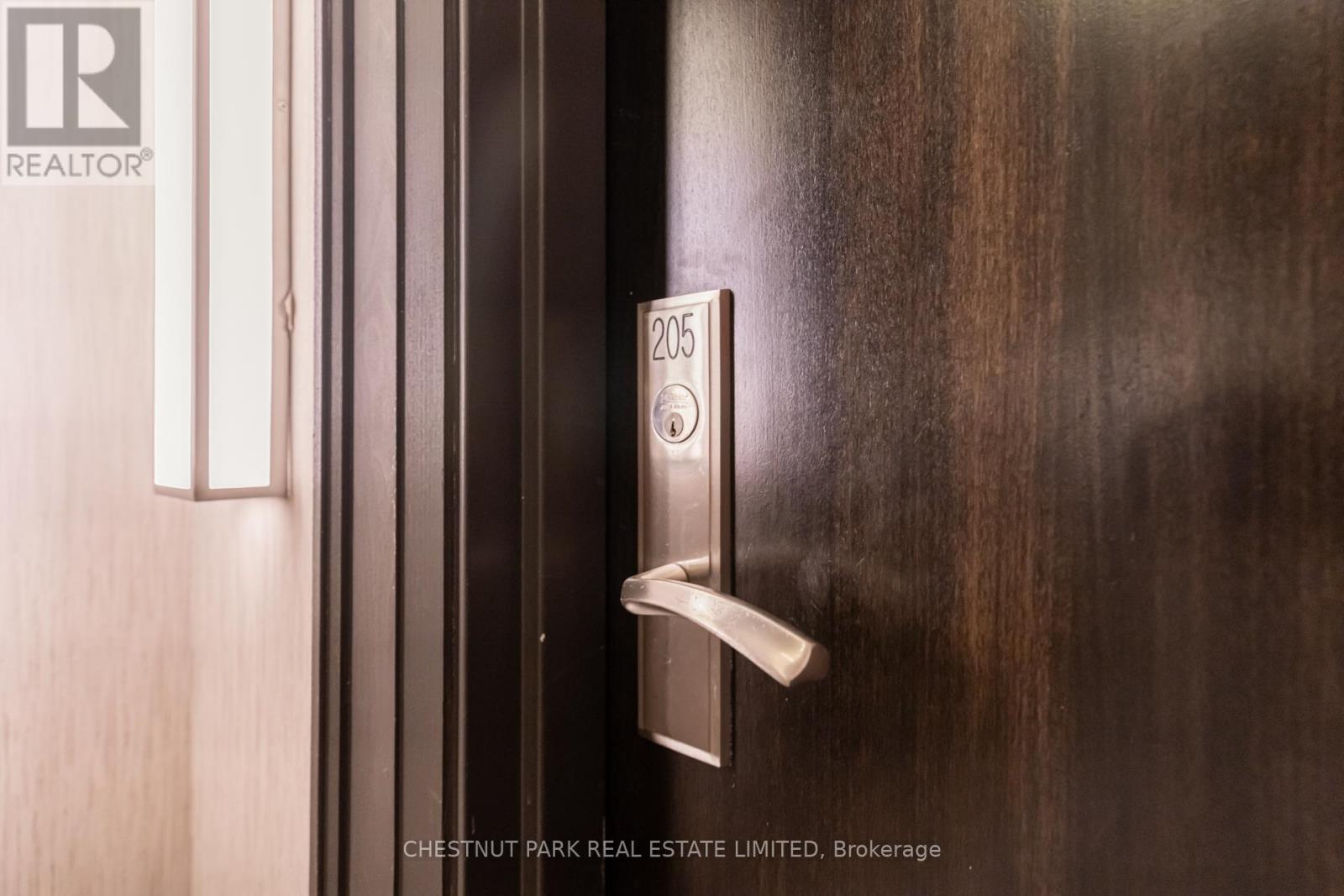 205 - 840 Queens Plate Drive, Toronto, Ontario  M9W 0E7 - Photo 21 - W12970616