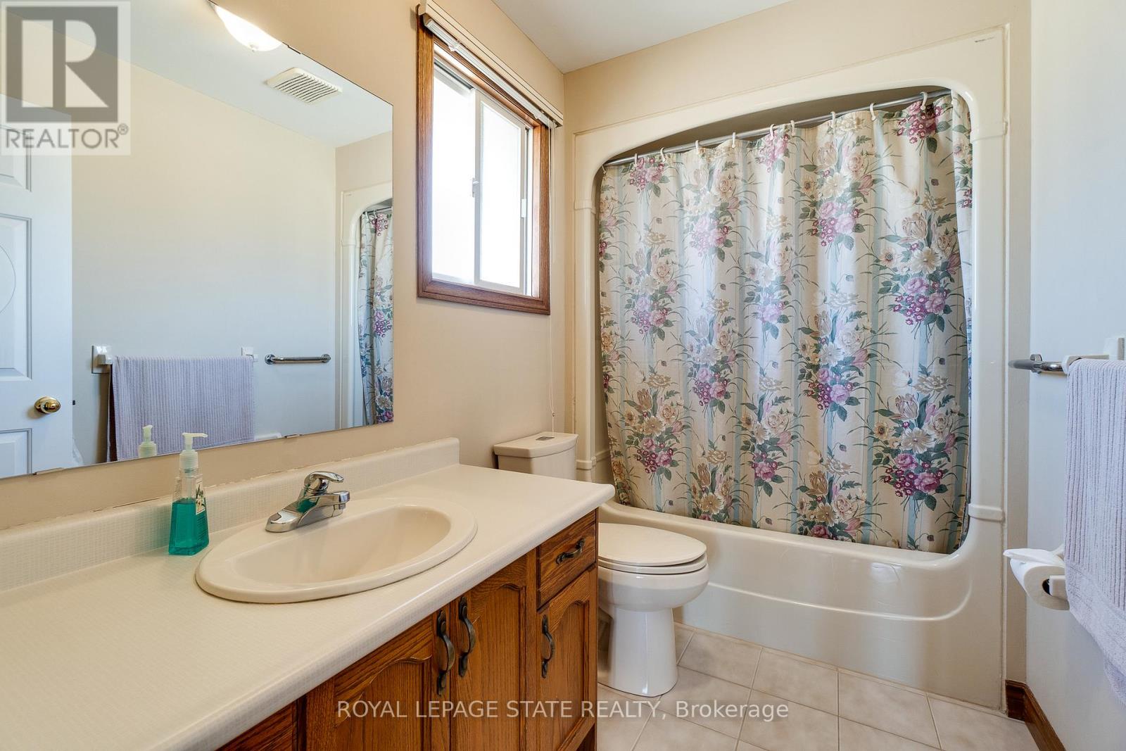 137 National Drive, Hamilton (Gershome), Ontario  L8G 5B3 - Photo 36 - X12969770