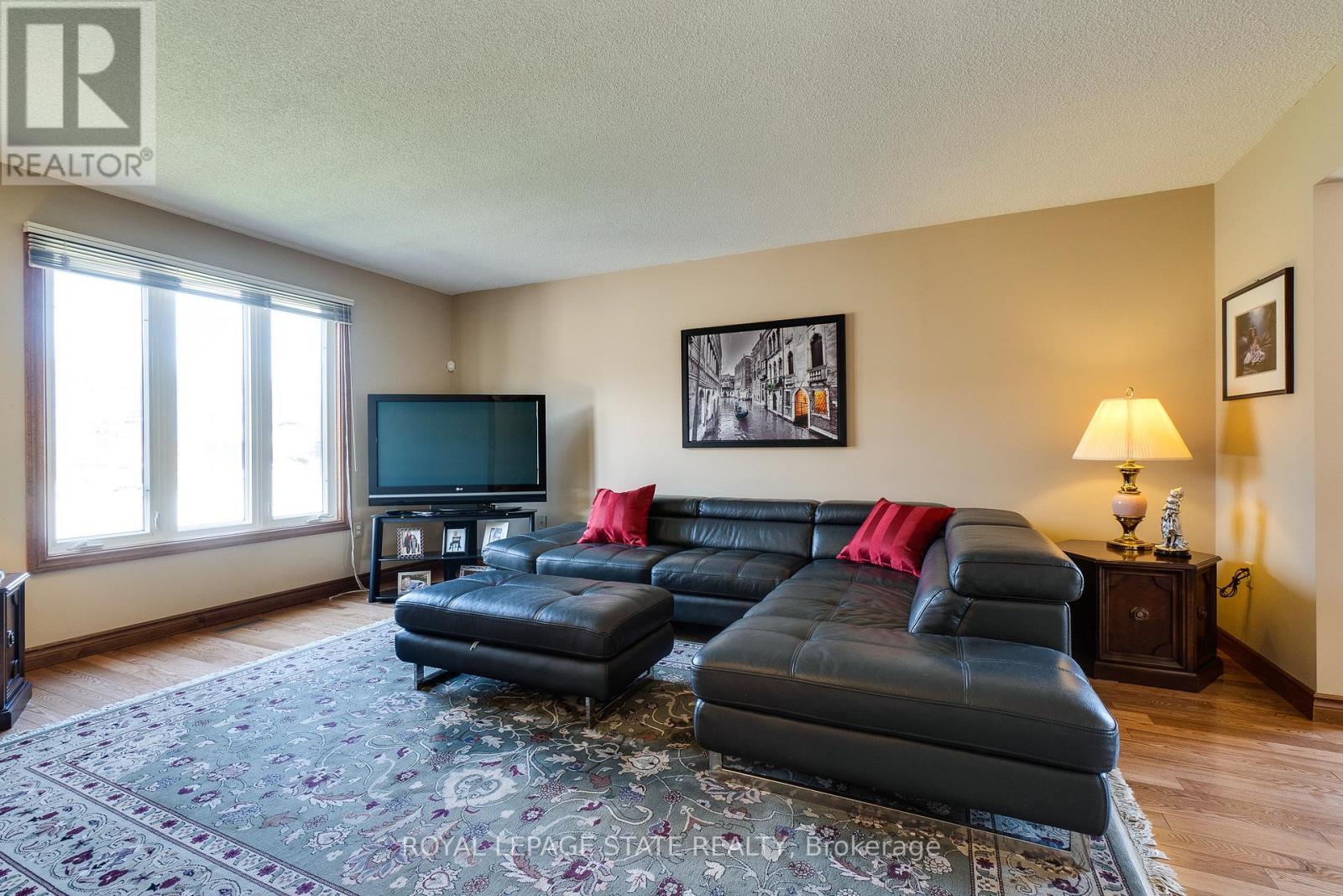 137 National Drive, Hamilton (Gershome), Ontario  L8G 5B3 - Photo 14 - X12969770