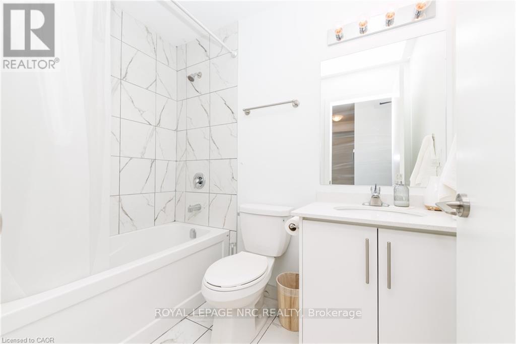 501 - 600 North Service Road, Hamilton, Ontario  L8E 5A7 - Photo 13 - X12970272