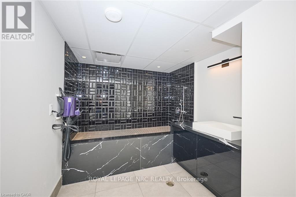 501 - 600 North Service Road, Hamilton, Ontario  L8E 5A7 - Photo 16 - X12970272