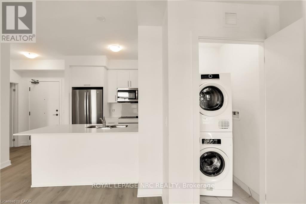 501 - 600 North Service Road, Hamilton, Ontario  L8E 5A7 - Photo 7 - X12970272