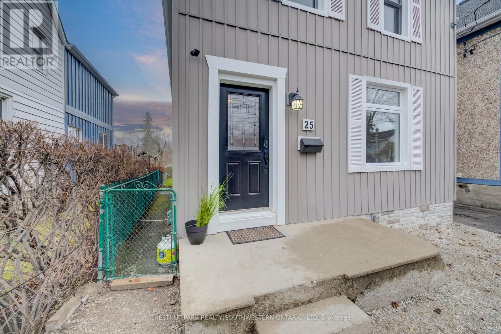 25 John Street, Cambridge, Ontario  N1S 2V3 - Photo 3 - X12970290