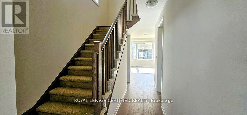 104 Soules Square, Hamilton, Ontario  L0R 1C0 - Photo 10 - X12970310