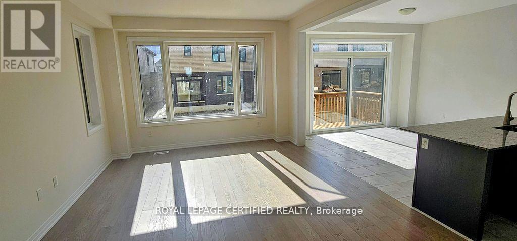 104 Soules Square, Hamilton, Ontario  L0R 1C0 - Photo 2 - X12970310