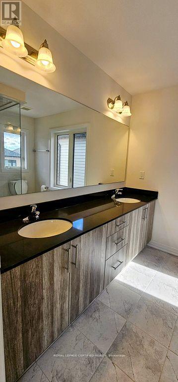 104 Soules Square, Hamilton, Ontario  L0R 1C0 - Photo 7 - X12970310