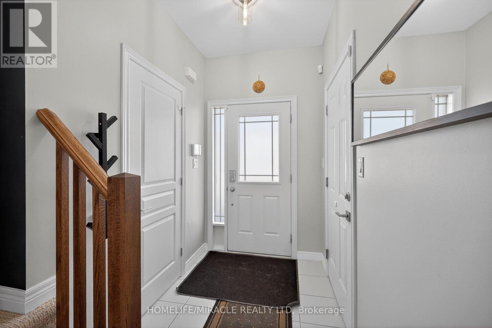 149 Kinsman Drive, Hamilton, Ontario  L0R 1C0 - Photo 4 - X12970376