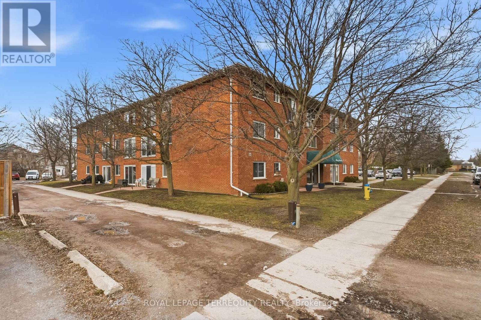 307 - 136 Ware Street N, Peterborough, Ontario  K9J 2B8 - Photo 3 - X12970382