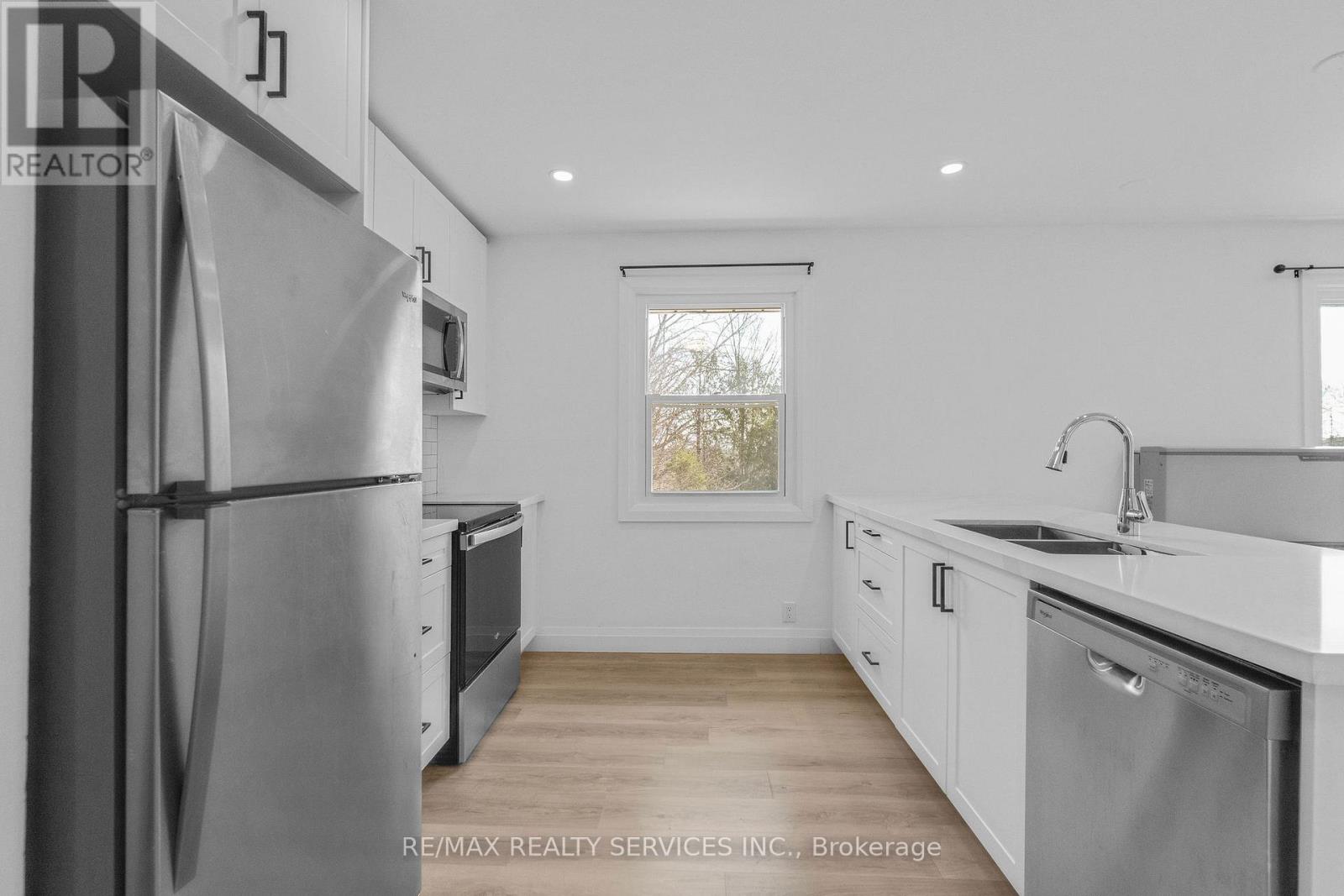 7 - 51 Dundas Street E, Brantford, Ontario  N3R 1R6 - Photo 9 - X12970490