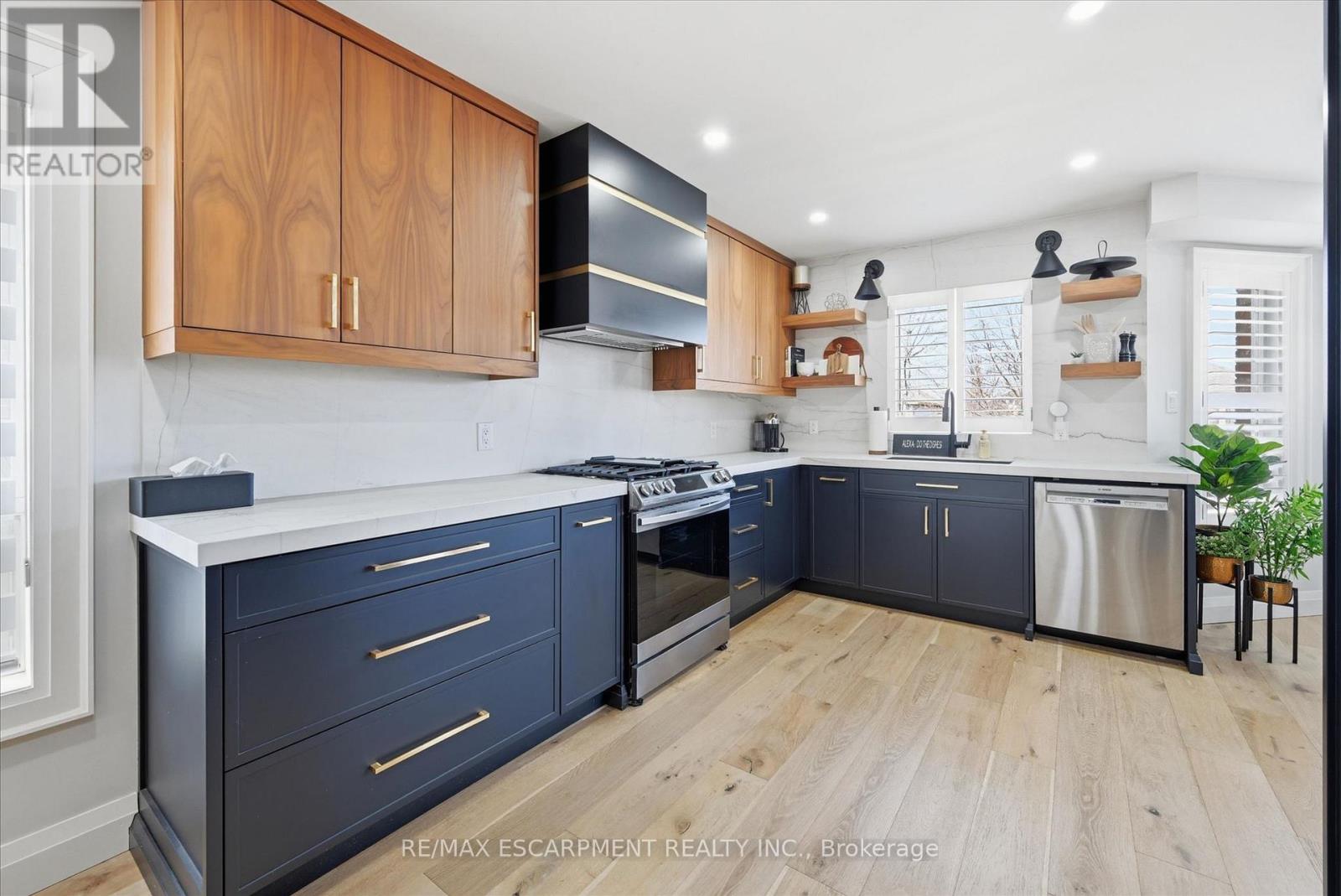 17 Fenwick Place, Hamilton, Ontario  L0R 2H5 - Photo 10 - X12970492