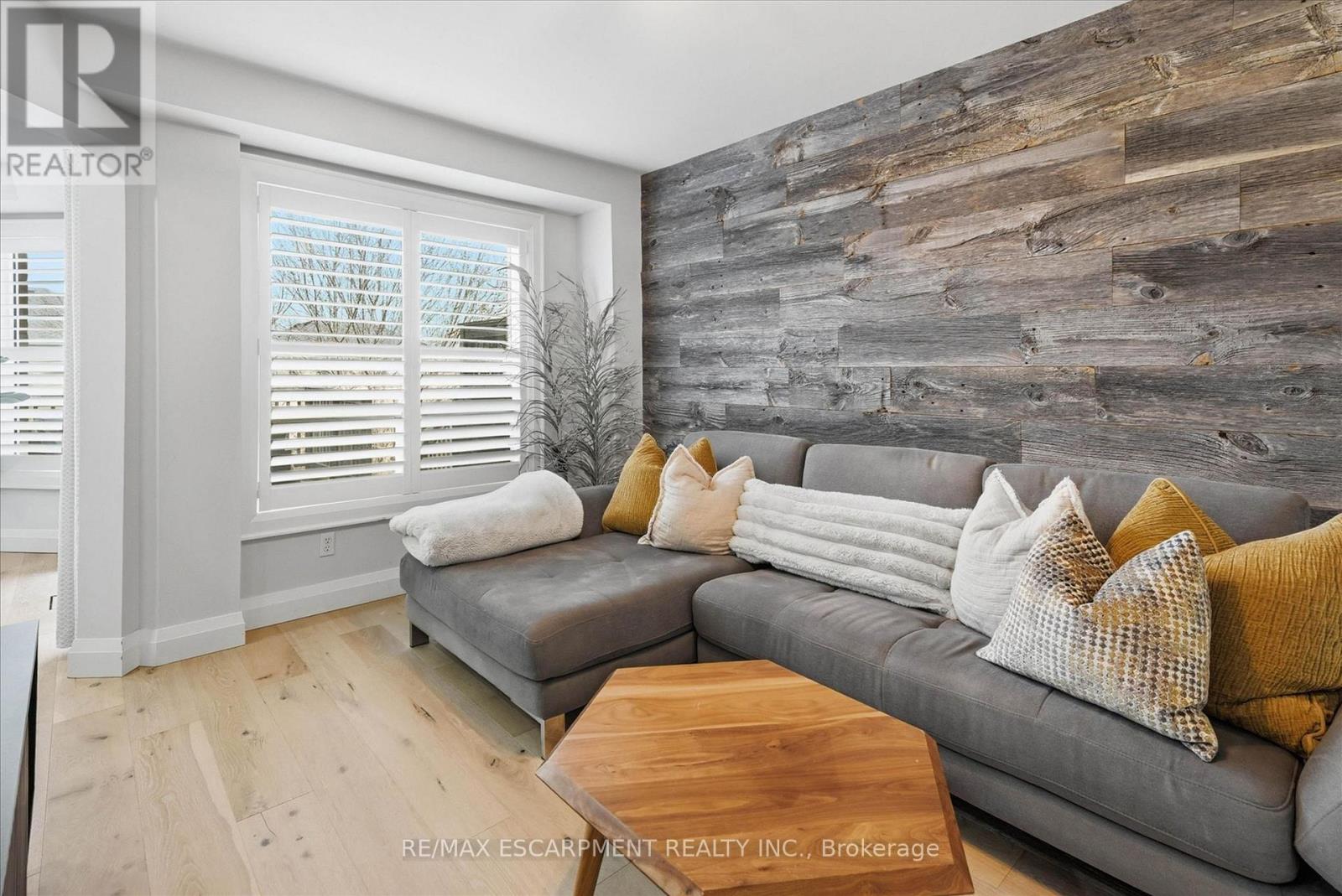 17 Fenwick Place, Hamilton, Ontario  L0R 2H5 - Photo 17 - X12970492