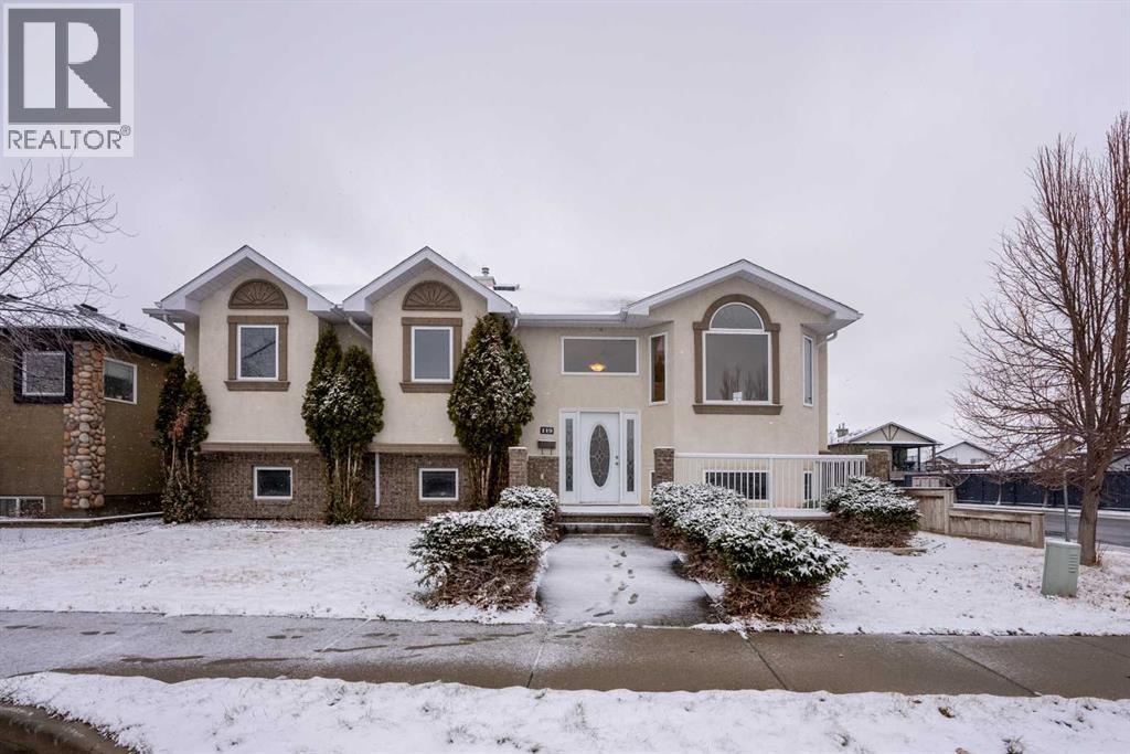 119 Grand River Boulevard W, Lethbridge, Alberta