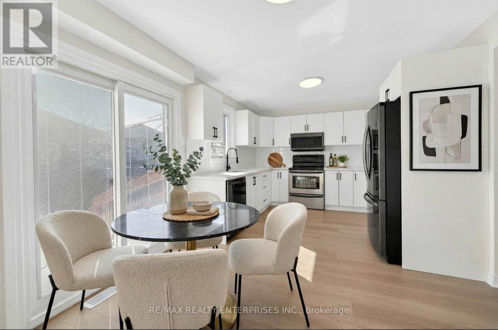 19 Midanbury Way, Hamilton, Ontario  L0R 1W0 - Photo 13 - X12970522