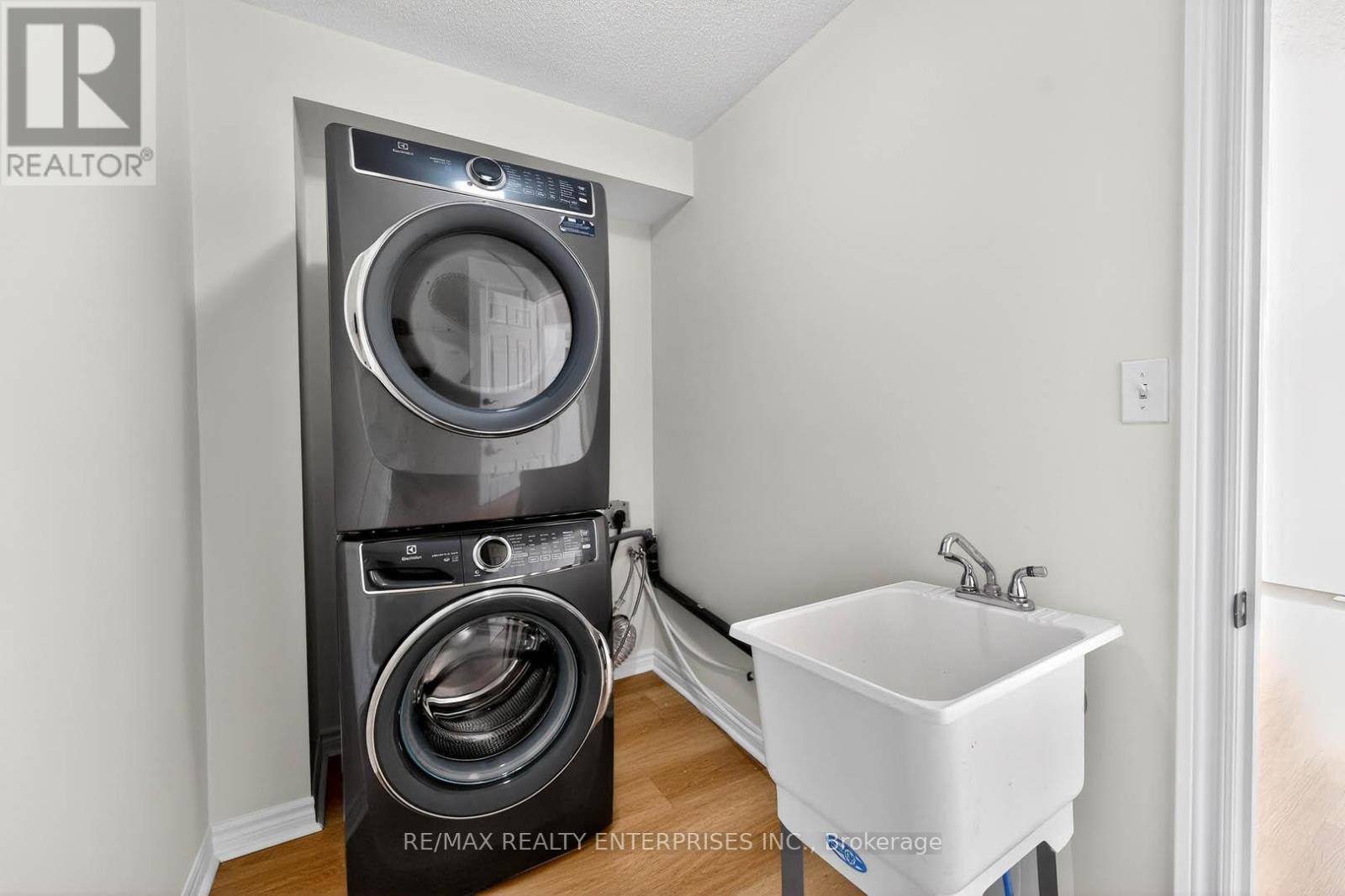 19 Midanbury Way, Hamilton, Ontario  L0R 1W0 - Photo 16 - X12970522