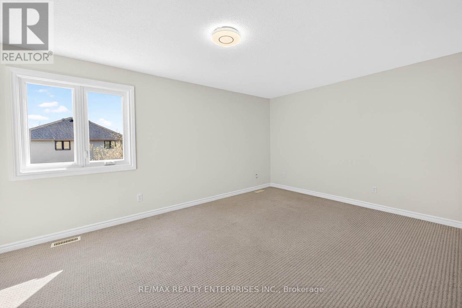 19 Midanbury Way, Hamilton, Ontario  L0R 1W0 - Photo 18 - X12970522