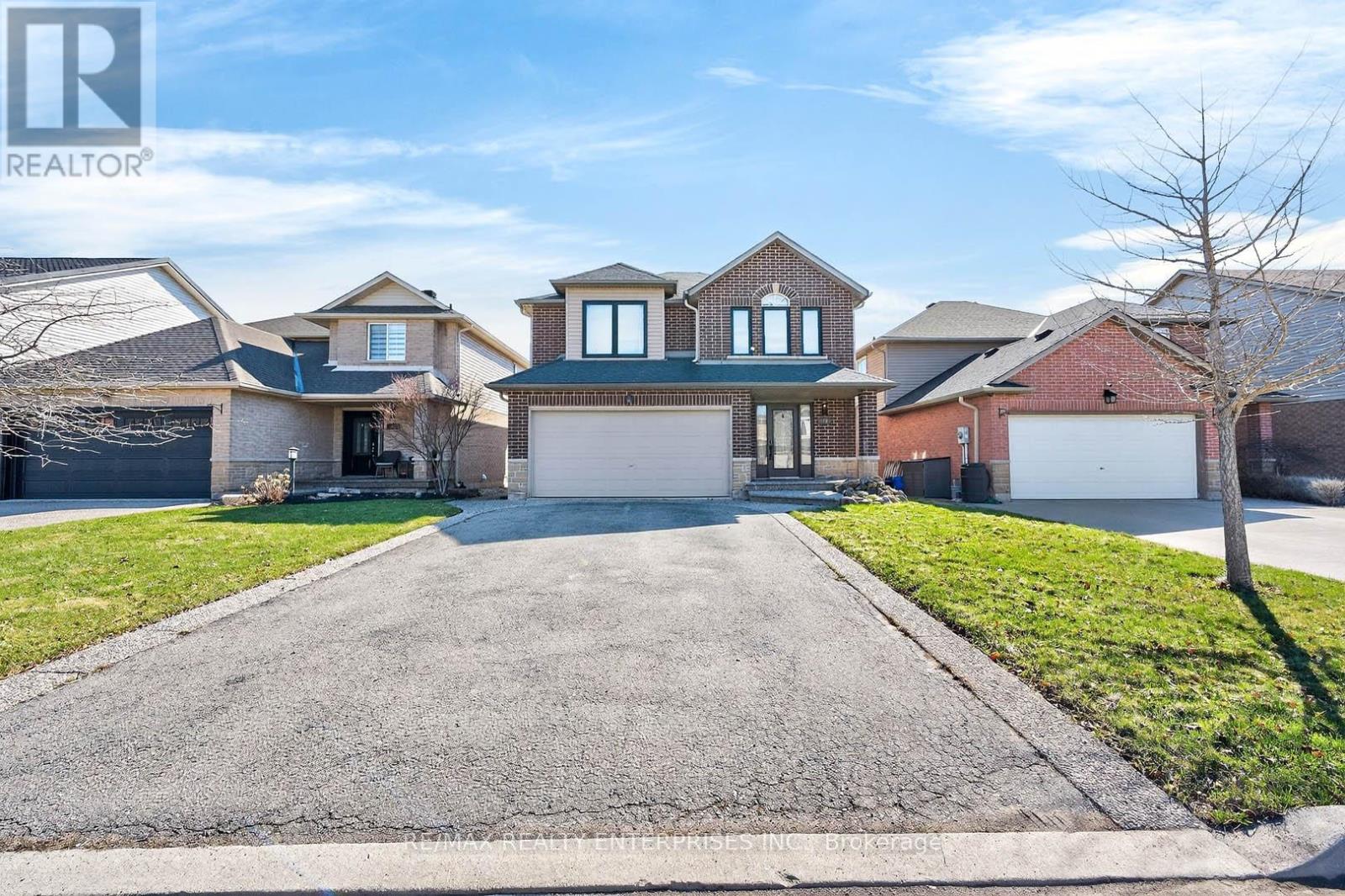 19 Midanbury Way, Hamilton, Ontario  L0R 1W0 - Photo 2 - X12970522