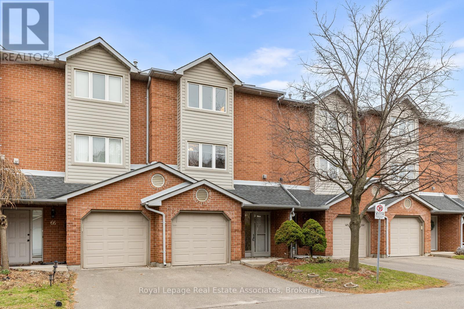 67 - 72 STONE CHURCH ROAD W, Hamilton, Ontario