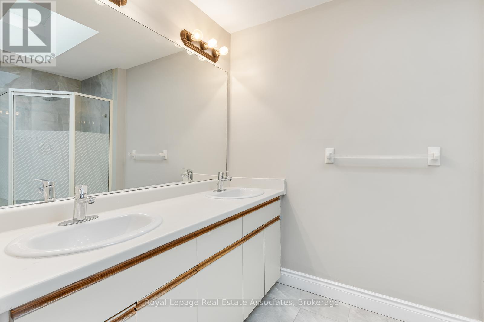 67 - 72 Stone Church Road W, Hamilton, Ontario  L9B 2H8 - Photo 24 - X12970552