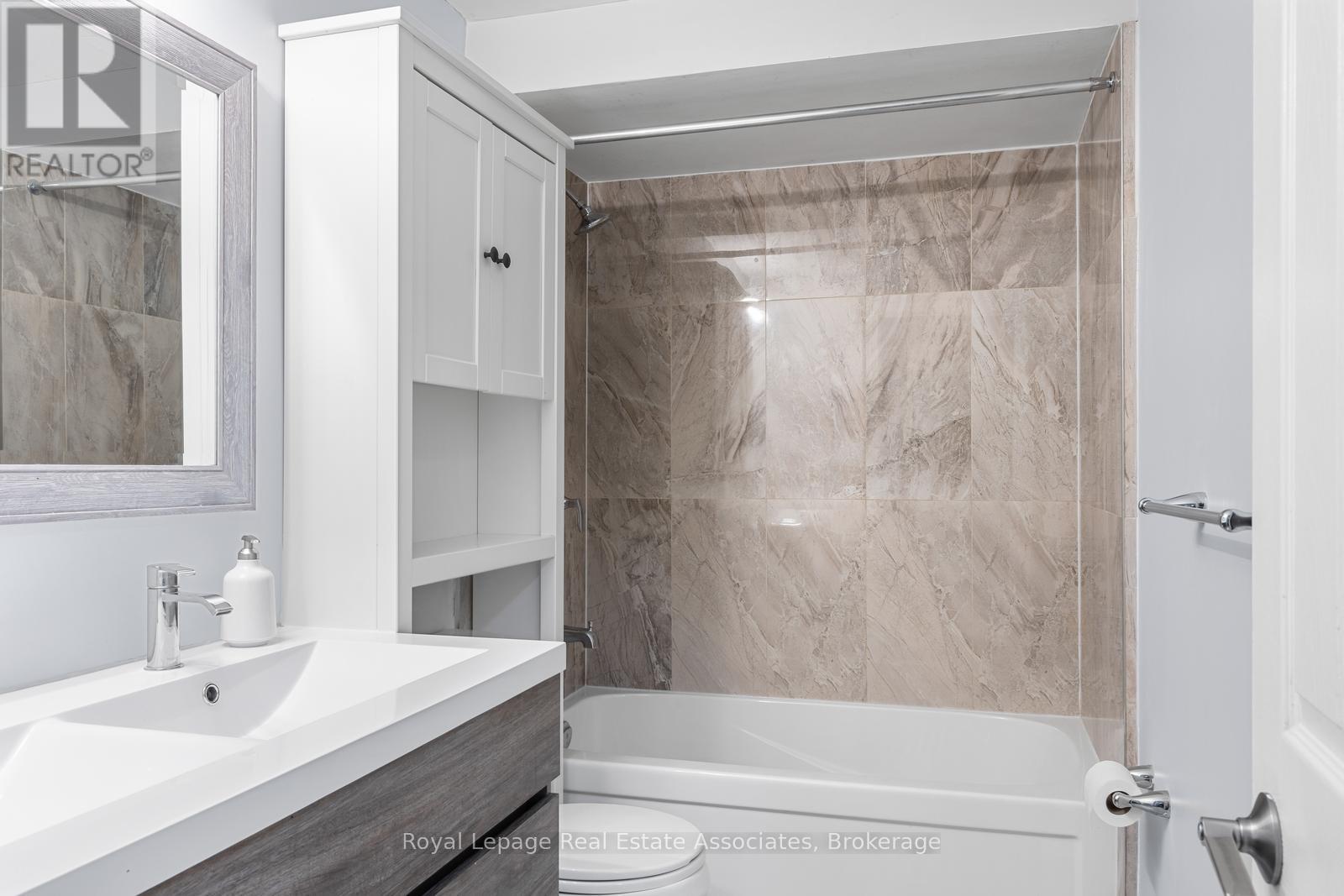 67 - 72 Stone Church Road W, Hamilton, Ontario  L9B 2H8 - Photo 30 - X12970552