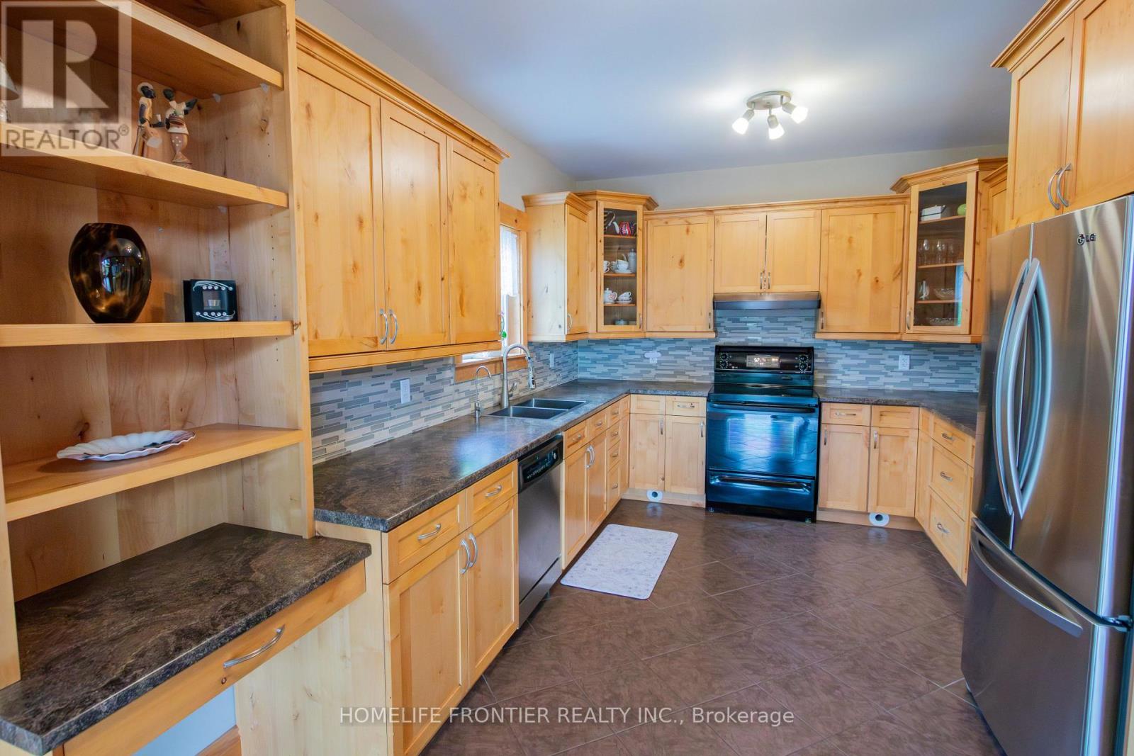 1019 Silk Lane, Minden Hills (Minden), Ontario  K0M 2K0 - Photo 10 - X12970584