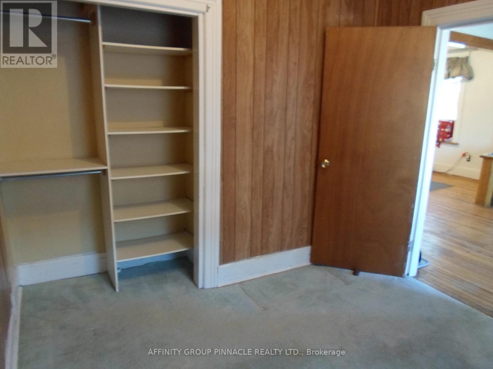 19 Kent Street E, Kawartha Lakes, Ontario  K9V 2C3 - Photo 9 - X12970732