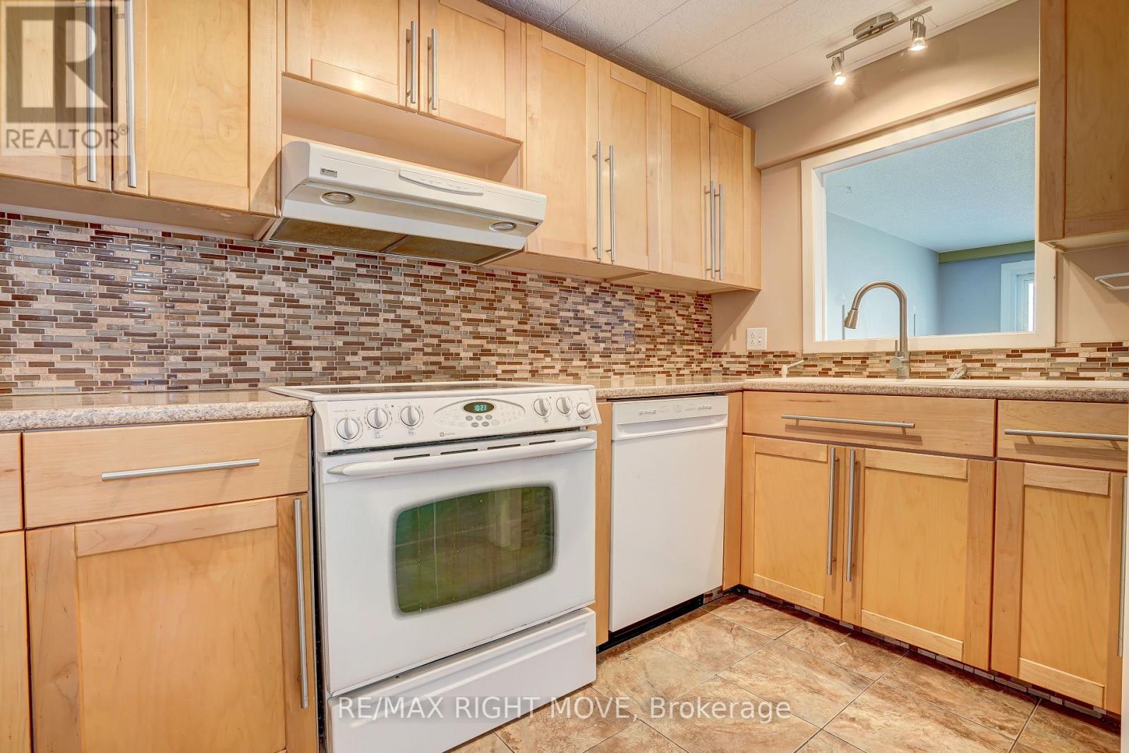 15 - 40 Victoria Crescent, Orillia, Ontario  L3V 6N6 - Photo 12 - S12964164