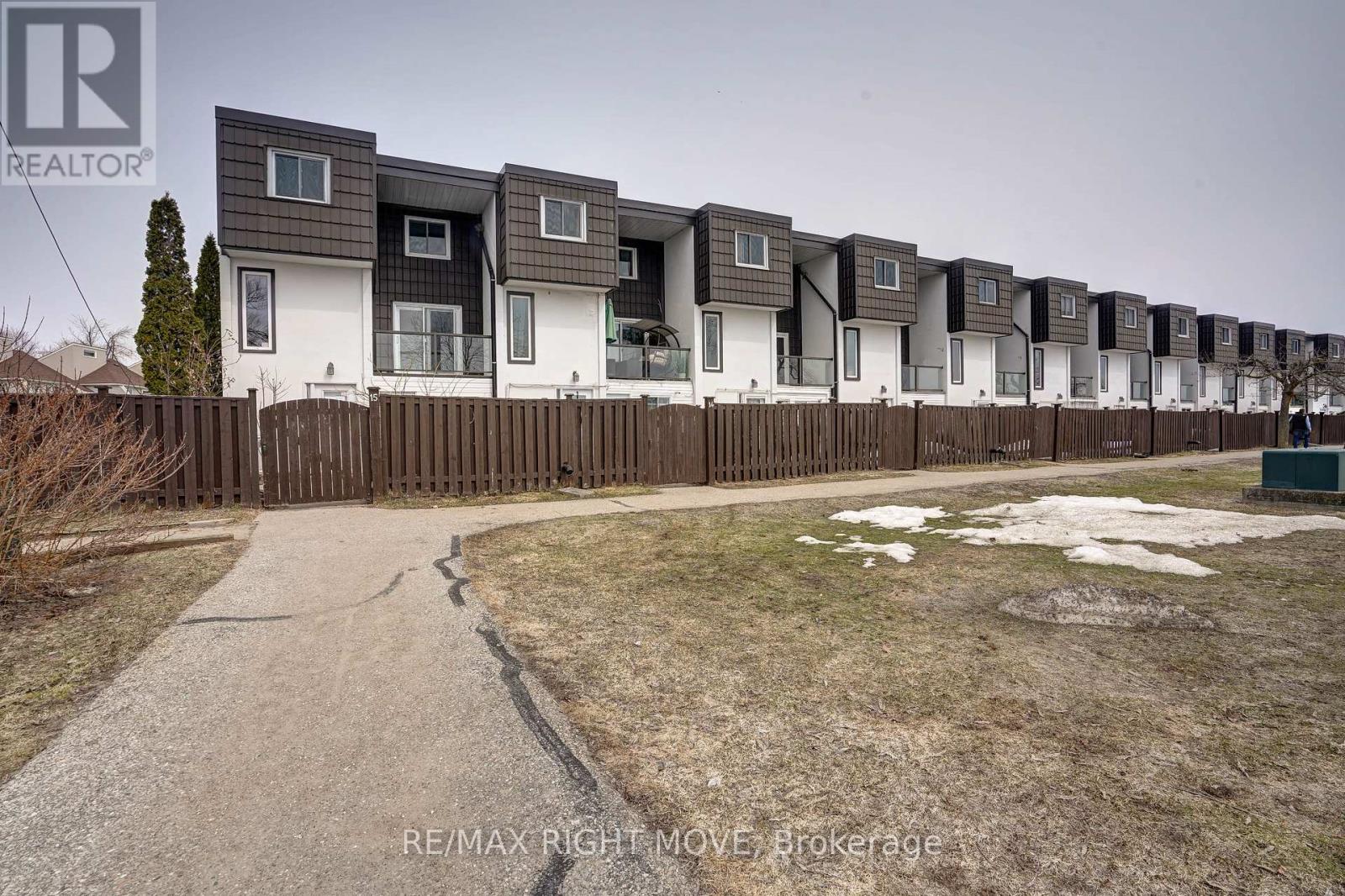 15 - 40 Victoria Crescent, Orillia, Ontario  L3V 6N6 - Photo 23 - S12964164