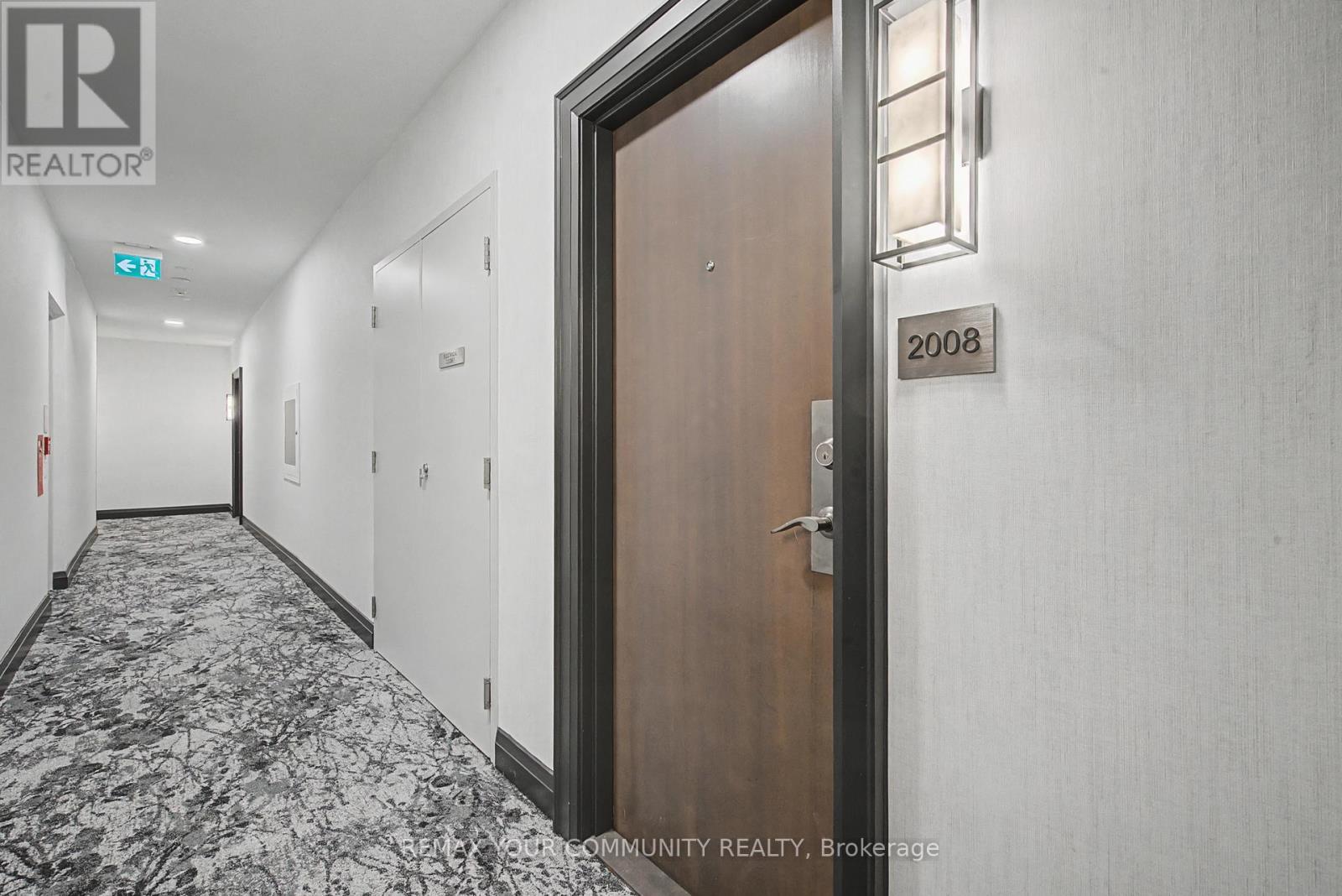 2008 - 185 Legion Road N, Toronto, Ontario  M8Y 0A1 - Photo 3 - W12847568