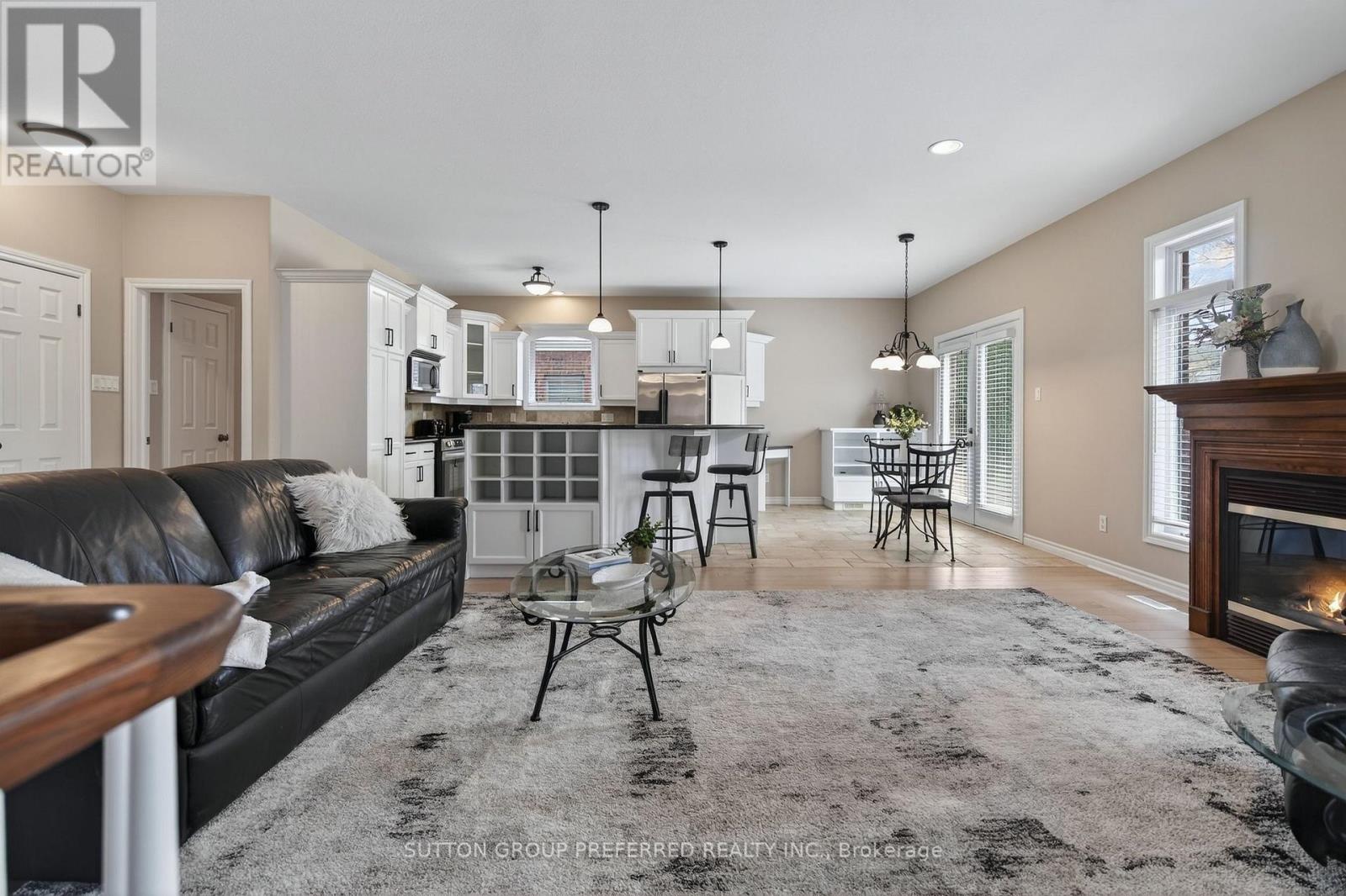 22 Springfield Way, Middlesex Centre, Ontario  N0L 1R0 - Photo 10 - X12970800