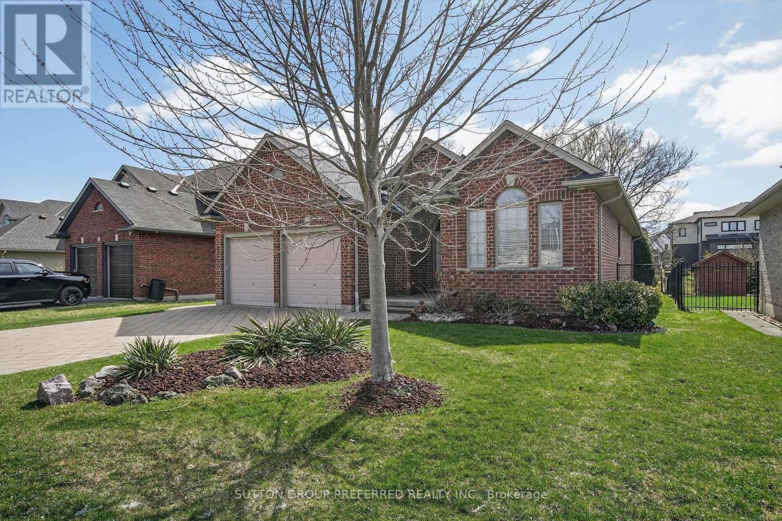 22 Springfield Way, Middlesex Centre, Ontario  N0L 1R0 - Photo 3 - X12970800