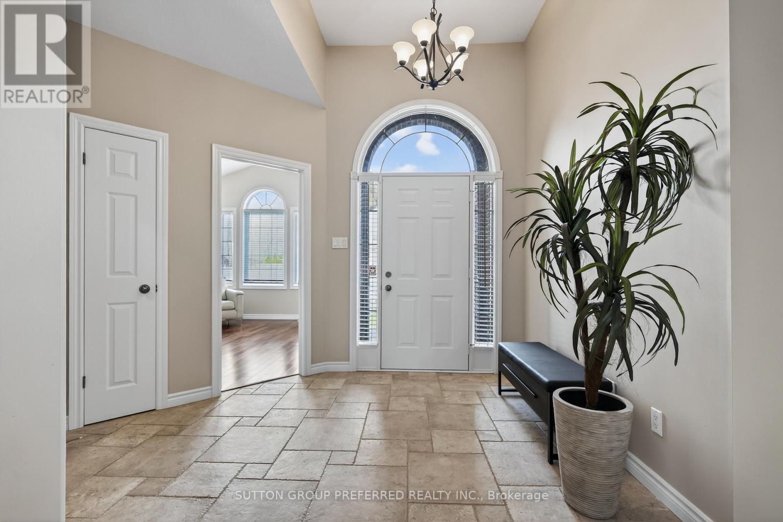 22 Springfield Way, Middlesex Centre, Ontario  N0L 1R0 - Photo 4 - X12970800