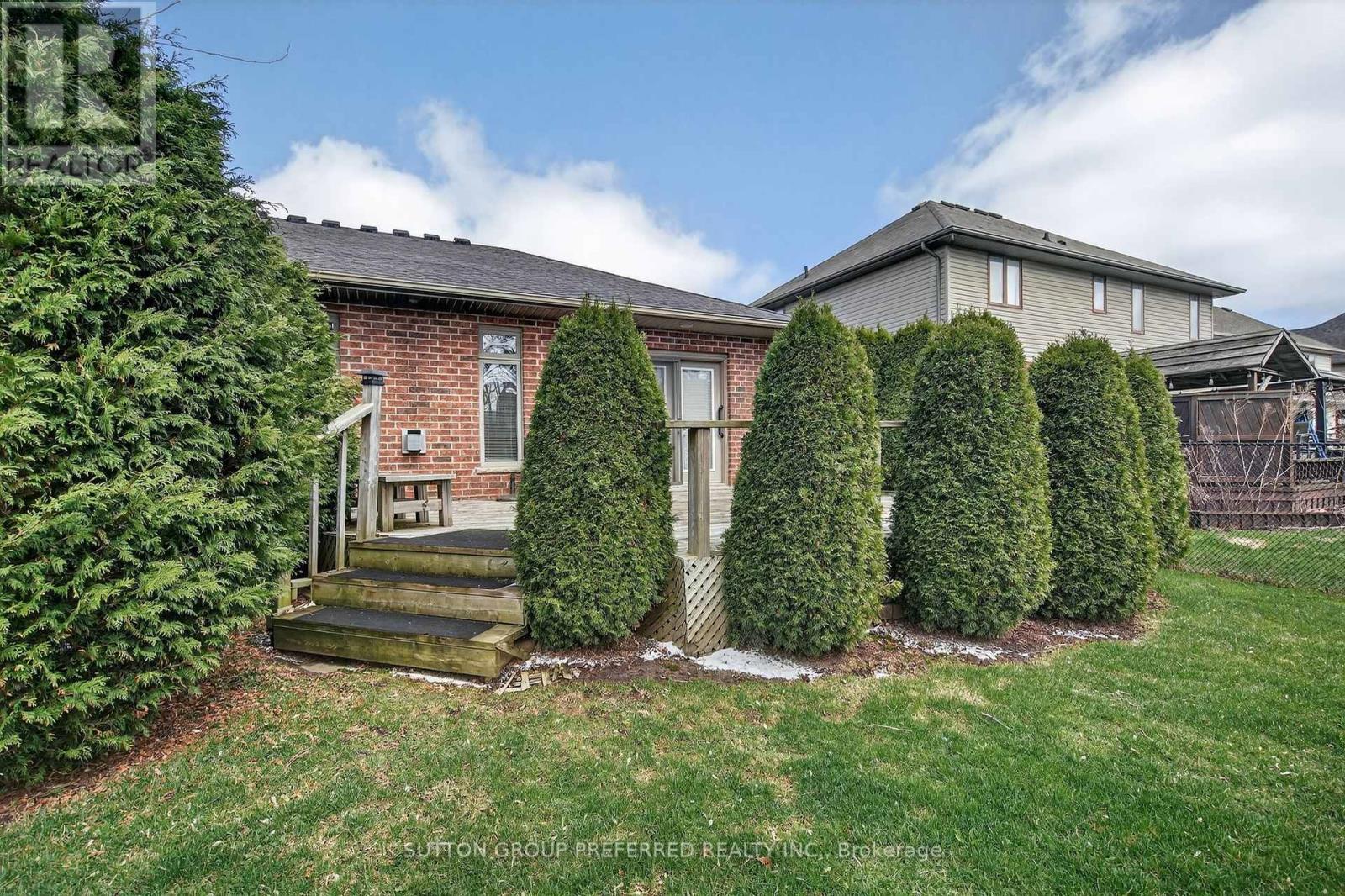 22 Springfield Way, Middlesex Centre, Ontario  N0L 1R0 - Photo 45 - X12970800