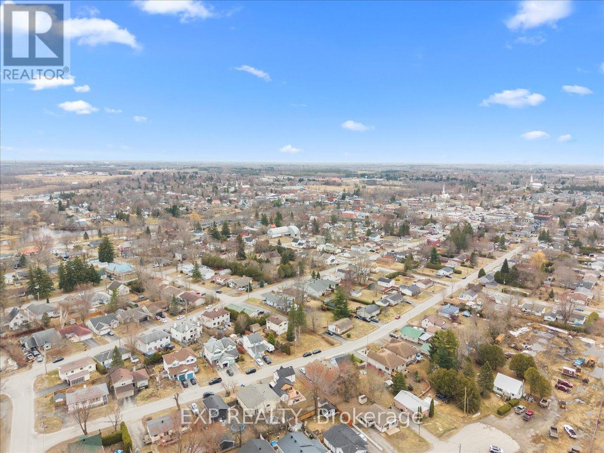 509 George Street E, North Grenville, Ontario  K0G 1J0 - Photo 33 - X12970672