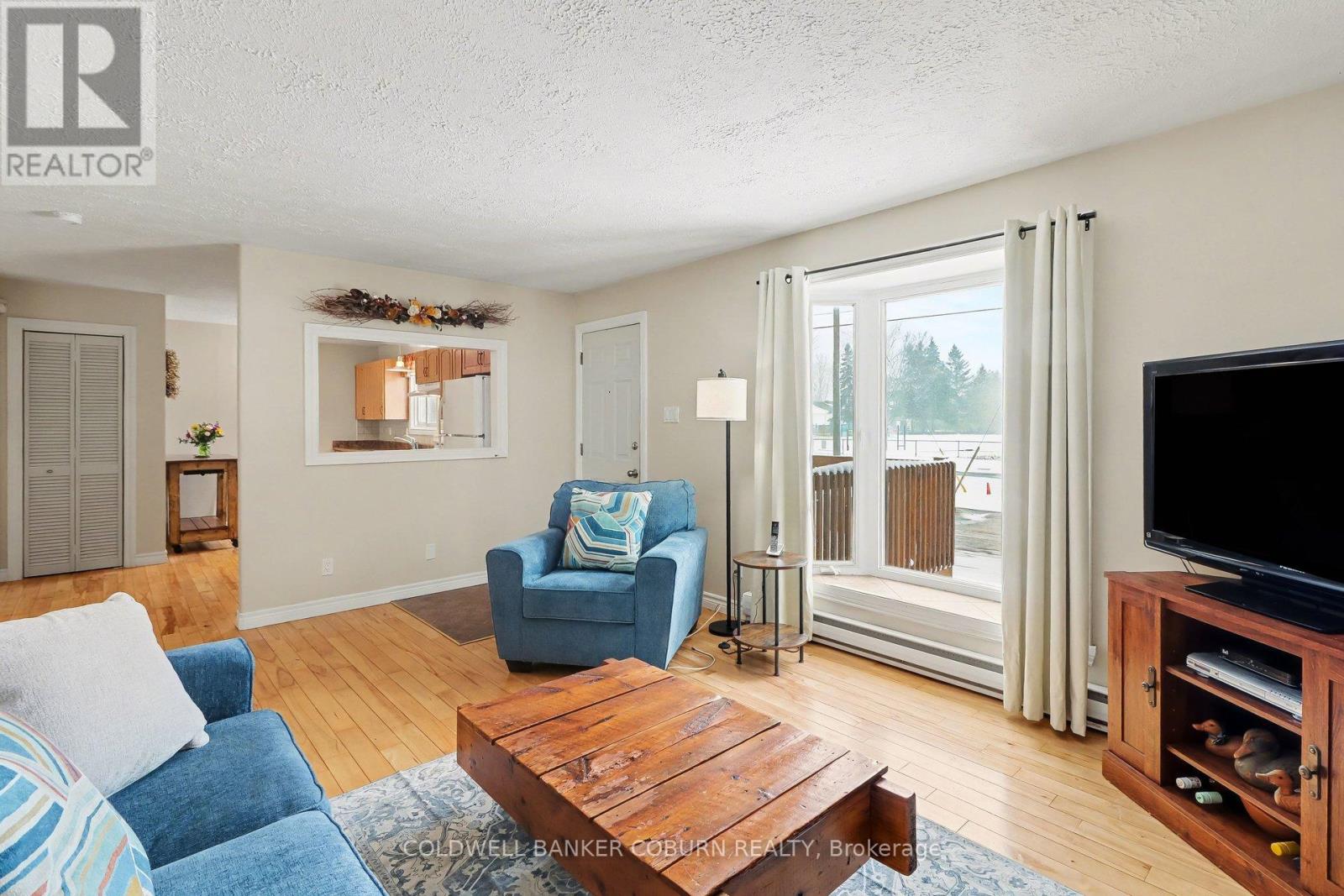 51 College Street, North Dundas, Ontario  K0C 1H0 - Photo 10 - X12970718