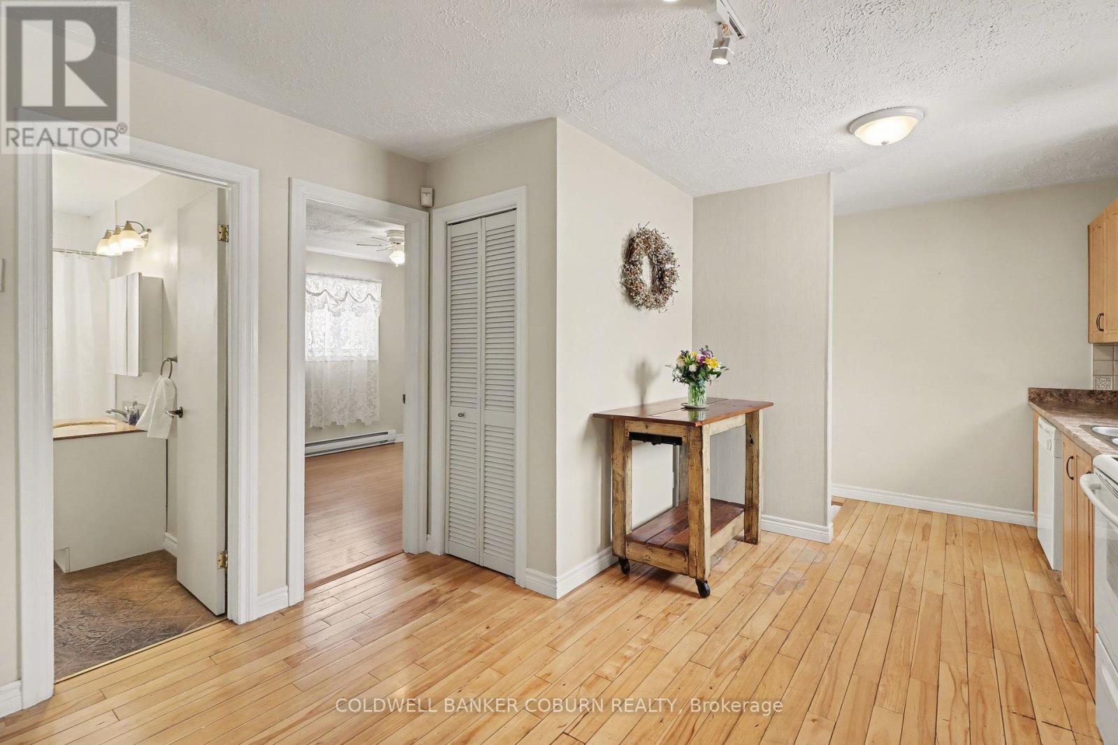 51 College Street, North Dundas, Ontario  K0C 1H0 - Photo 17 - X12970718