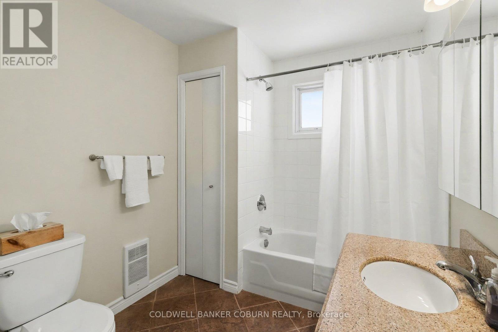 51 College Street, North Dundas, Ontario  K0C 1H0 - Photo 22 - X12970718