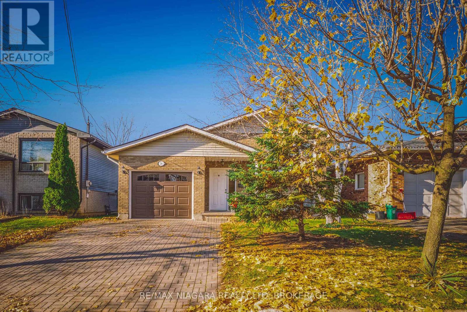 26 Ravine Road, St. Catharines, Ontario  L2P 3A7 - Photo 2 - X12970690