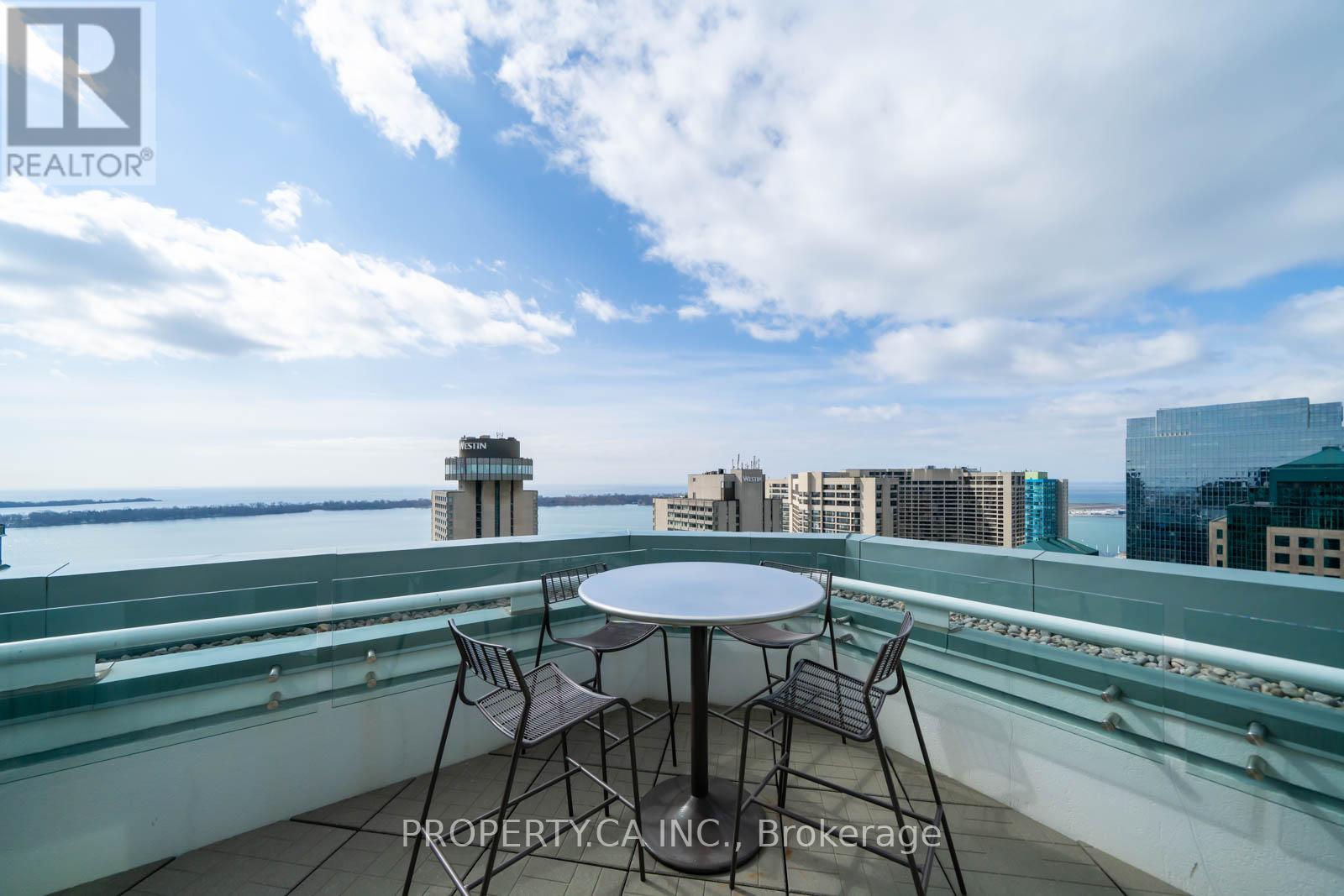 1209 - 10 Yonge Street, Toronto (Waterfront Communities), Ontario  M5E 1R4 - Photo 32 - C12970160