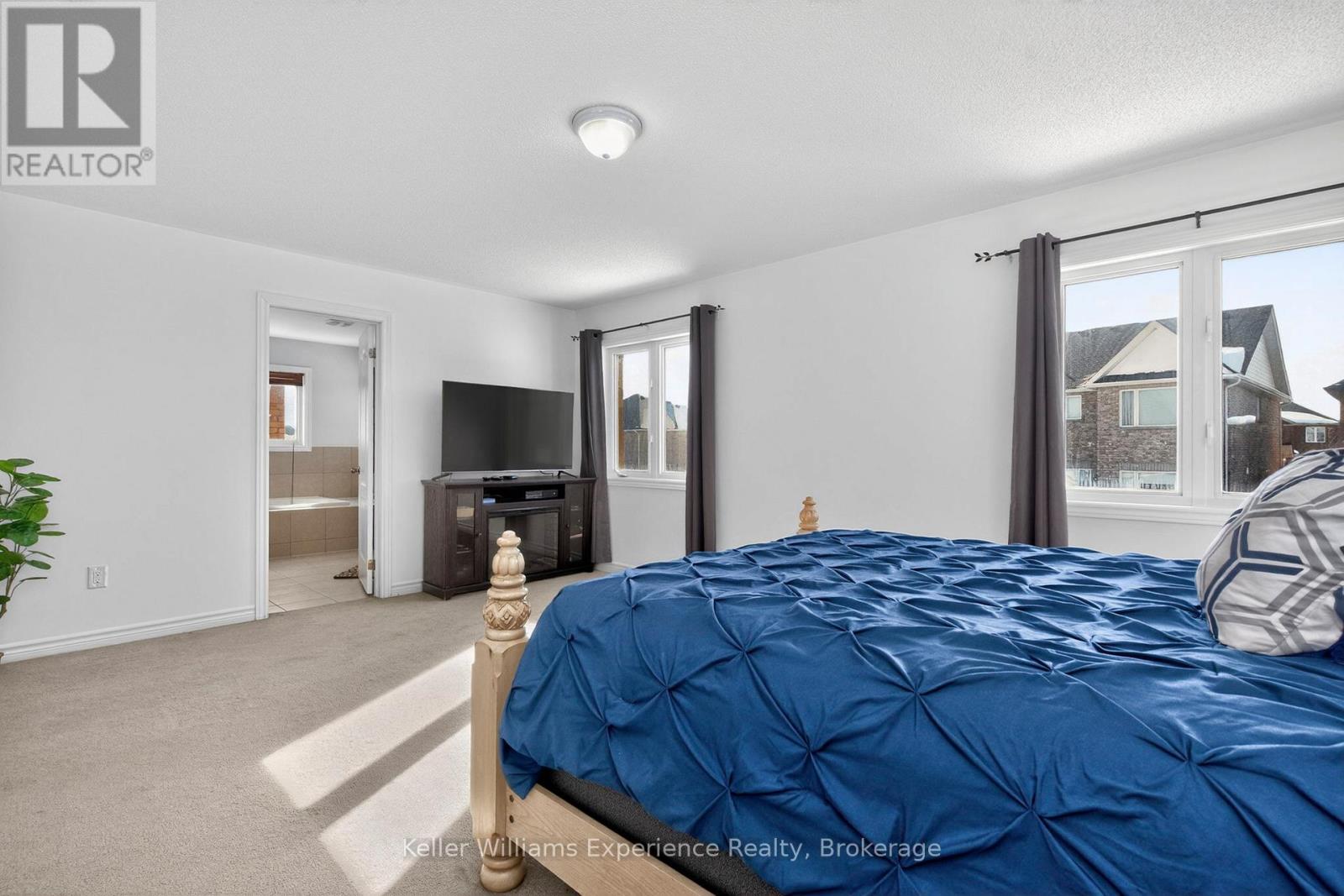 2090 Webster Boulevard, Innisfil, Ontario L9S 0J2 - Photo 24 - N12970792